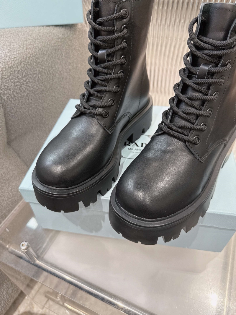 Pra*a boots